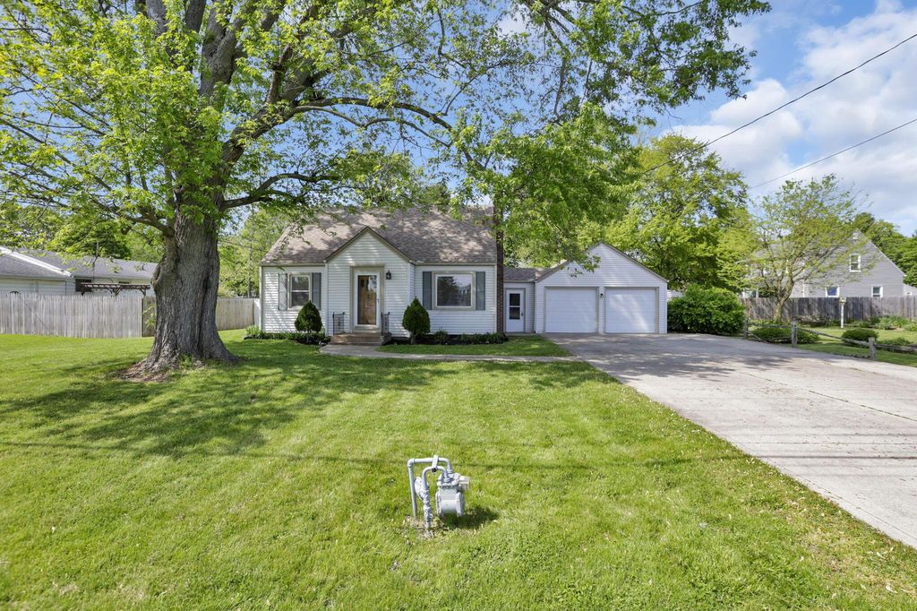 Real estate listing image