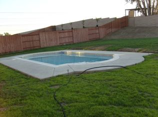 11378 Farmers Ct, Bloomington, CA 92316
