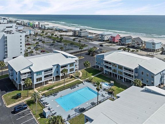 2nd image of 1872 W Beach Blvd #B-106