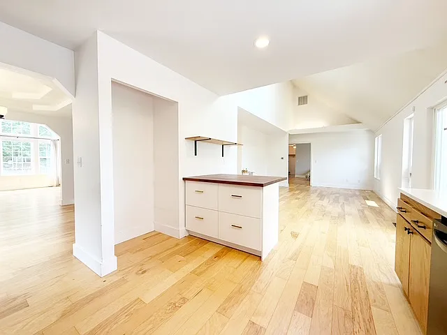 1128 NW Thornwood Cir — Photo 15