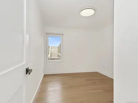 904 Quinnipiac Ave — Photo 46