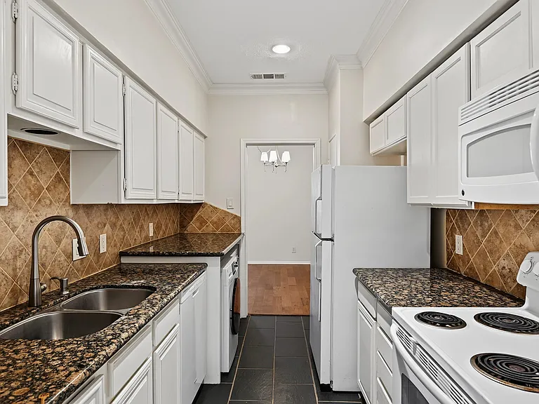 3721 Wakeforest St — Photo 12