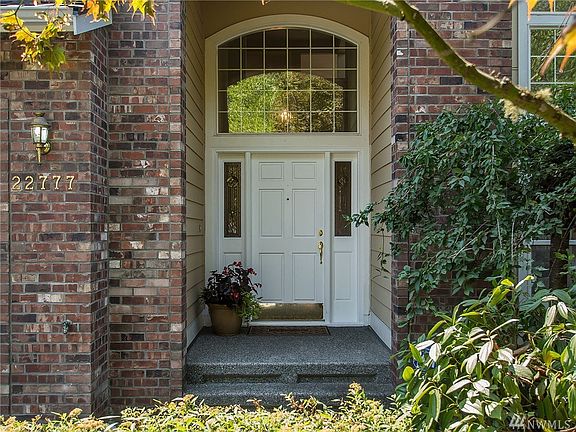 2nd image of 22777 SE 27th St