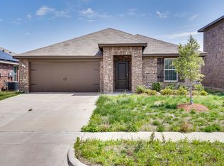 106 Gallant Fox Ln, Caddo Mills, TX 75135