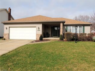 6320 Old Virginia Ln, Parma Heights, OH 44130