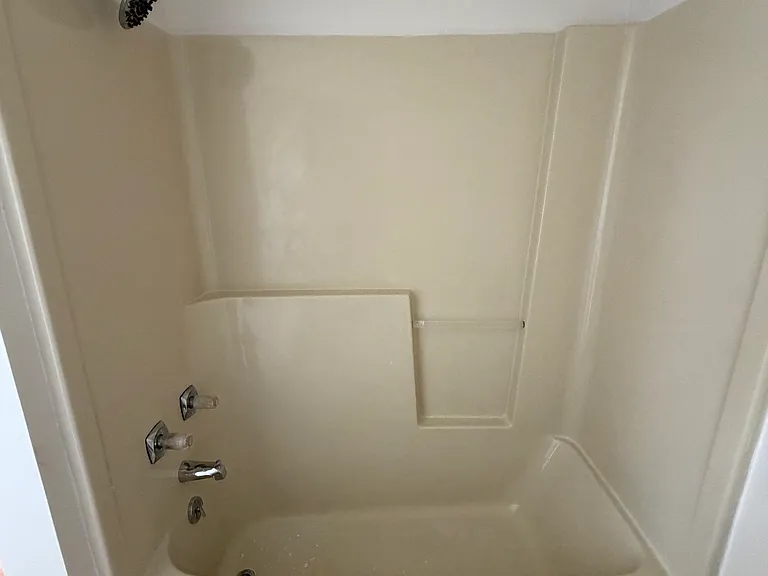 1277 Reynolds Ave #1275 — Photo 9