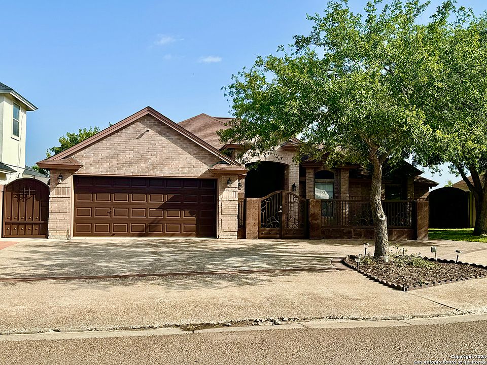 1st image of 1240 whisper hill