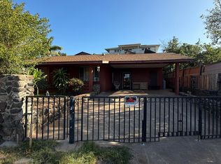 930 Kuialua Pl, Lahaina, HI 96761