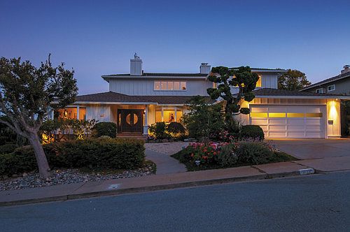 2nd image of 2849 Mariposa Dr