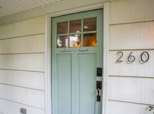 260 3rd St, Laurel, NY 11948