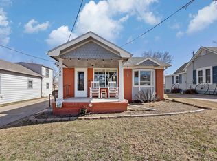 826 Old Main St, Newton, KS 67114