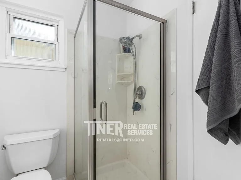 9136 Cecile Way — Photo 33