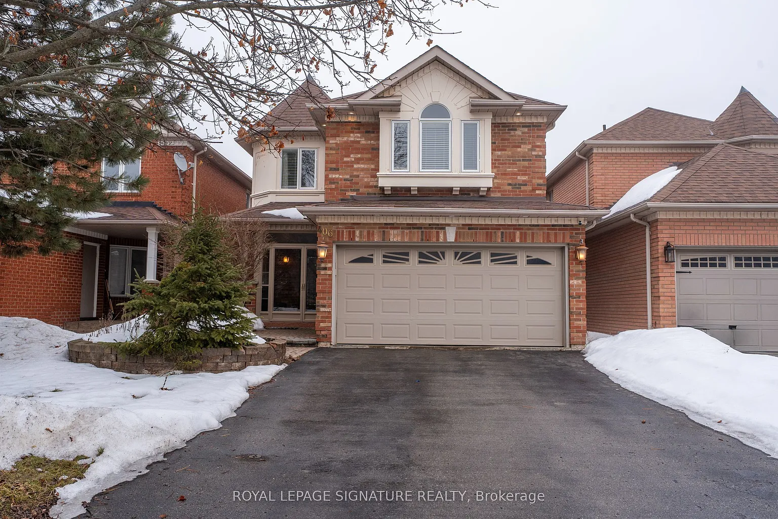 406 Hewitt Cir photo 1