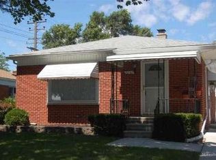 7207 Sterling St, Center Line, MI 48015