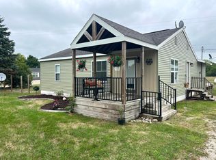 516 S Moorland Rd, Ravenna, MI 49451