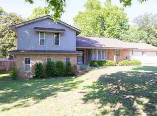 2409 Hummingbird Ln, Ponca City, OK 74604