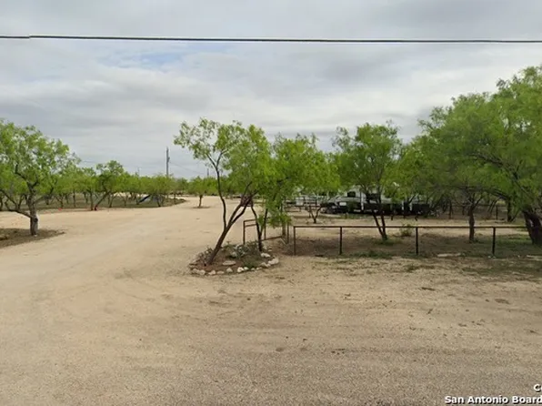641 BOBWHITE LOOP LOT 115, Uvalde, TX 78801