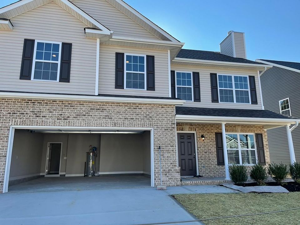 1st image of 3010 Dominion Dr