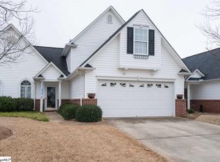16 Cedar Rock Dr, Greer, SC 29650