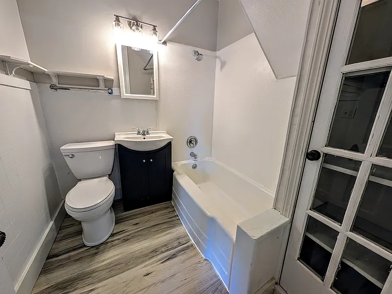 506 High Ave E #2 — Photo 5