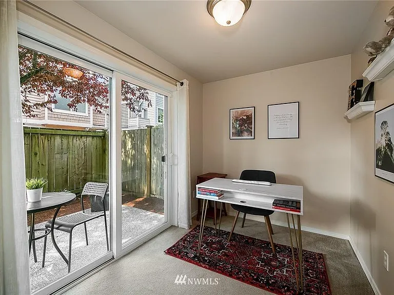 8505 Midvale Ave N #B — Photo 9