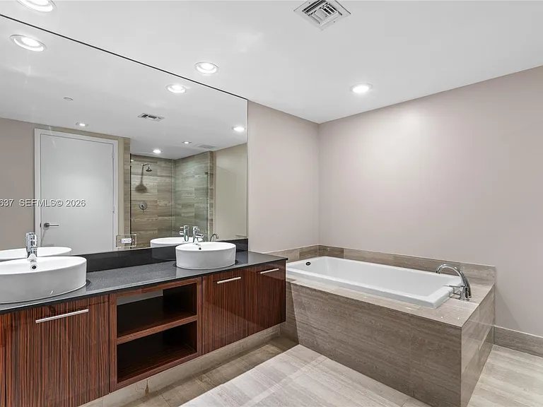 3951 S Ocean Dr #1002 — Photo 15