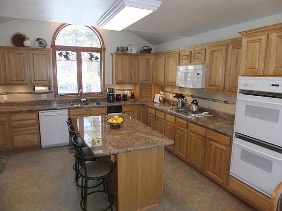 2nd image of W1375 Autumn Wood Ln