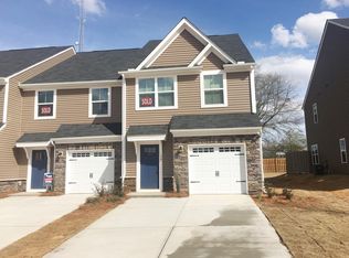 34 Willomere Way, Simpsonville, SC 29681