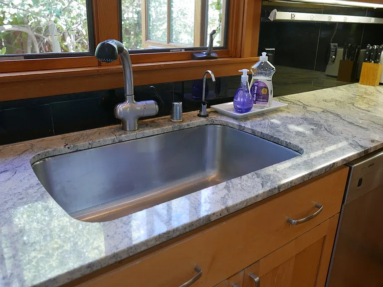 870 Creek Dr — Photo 24
