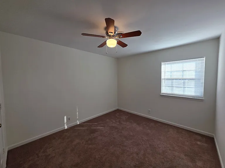 1016 Todd Preis Dr — Photo 10