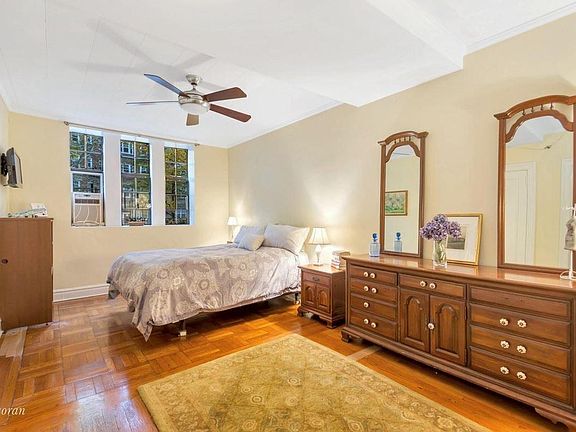 3rd image of 116 Pinehurst Ave APT S2