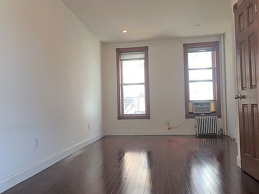 1st image of 26 7th Ave S APT 3c