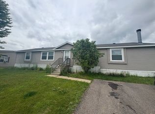 8320 Feather Holw, Fenton, MI 48430