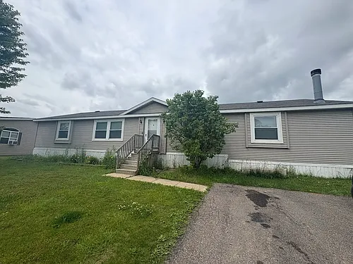 8320 Feather Holw Photo 1