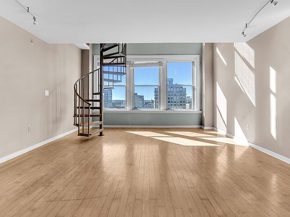 4th image of 66 Monroe Ave Ste 1007