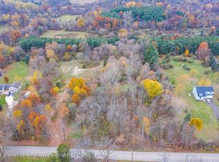 10830 Colby Lake Rd, Perry, MI 48872