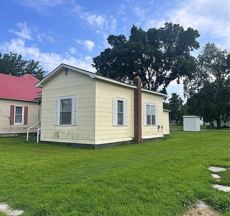 2nd image of 216 Parker Ave