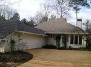 2555 Links End, Roswell, GA