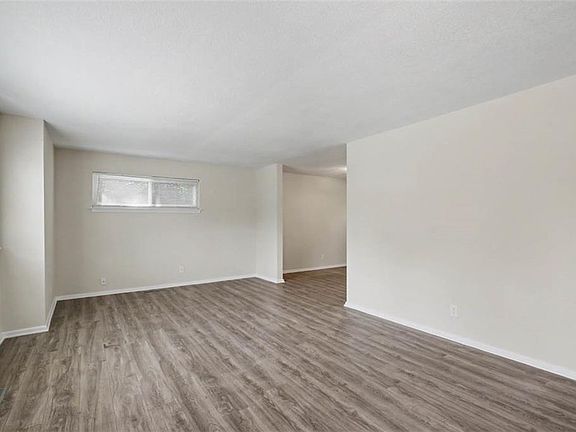 4th image of 9335 Beaumont St