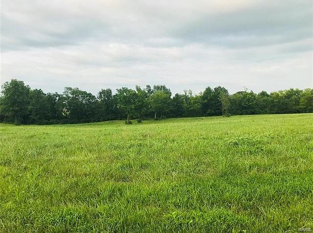 1st image of 101 Forest Hill Ln