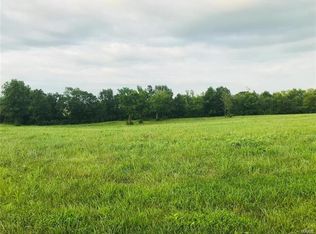 101 Forest Hill Ln, Moscow Mills, MO 63362