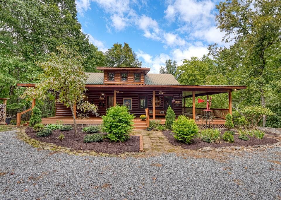 1st image of 364 Brasstown Hills Rd