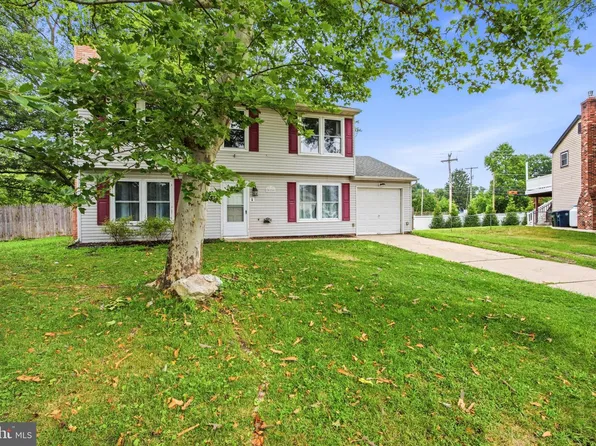 528 Denise Ct, Williamstown, NJ 08094