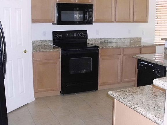 3rd image of 8372 W Spur Dr