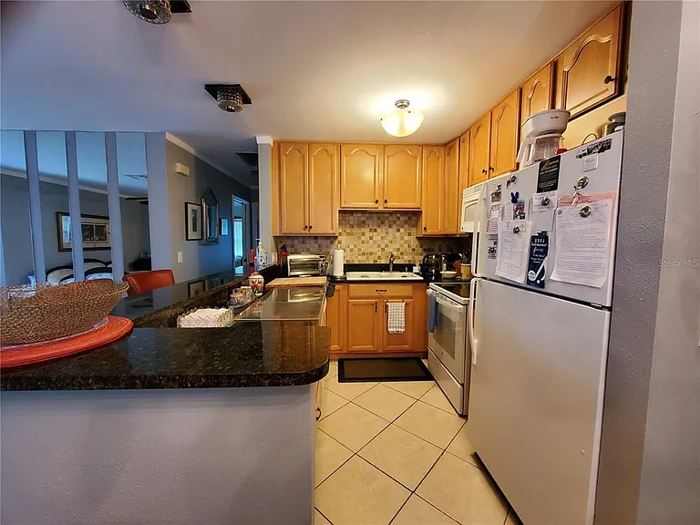 403 Finchley Ct #B — Photo 11
