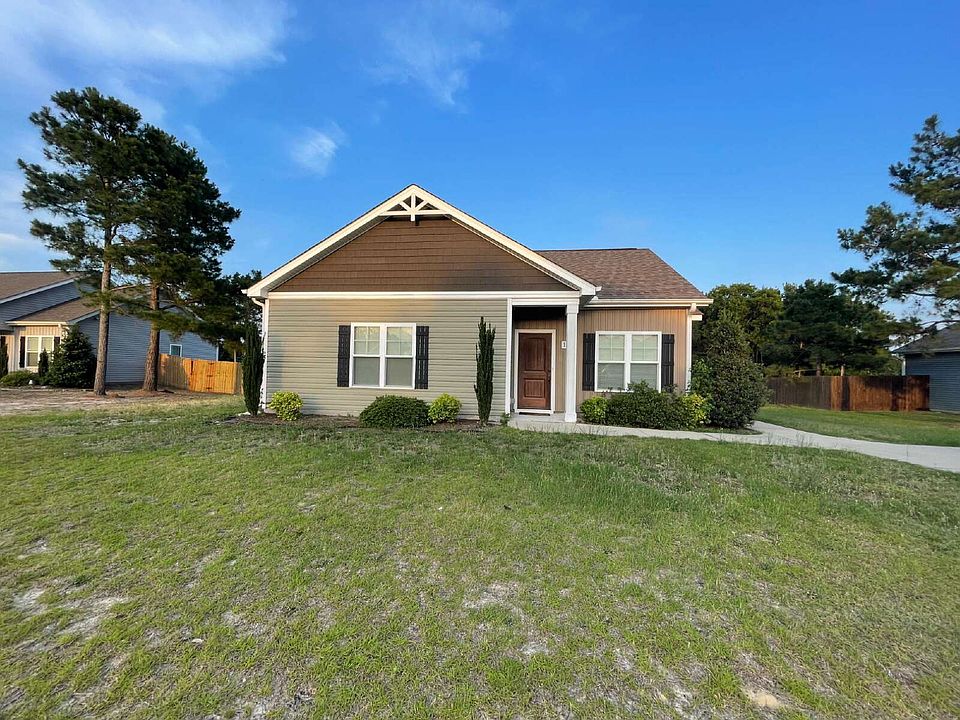 1st image of 102 Padstone Ct