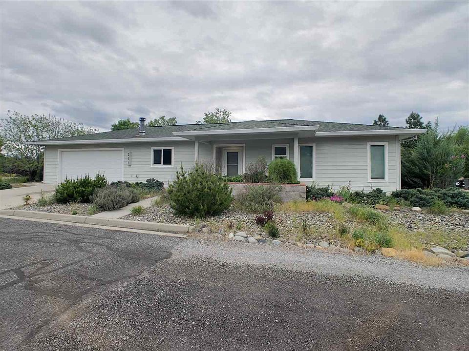 1st image of 207 Green Heron Dr