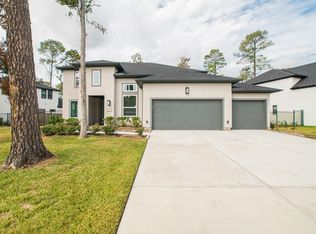 11 Mariposa Woods Dr, Tomball, TX 77375