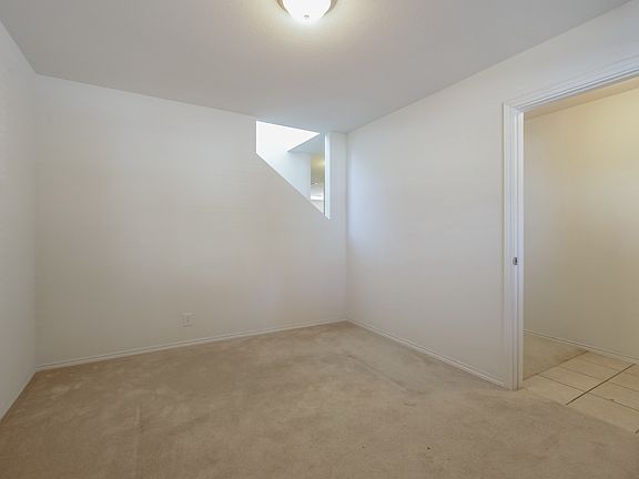 5th image of 13210 Hopkins Glade