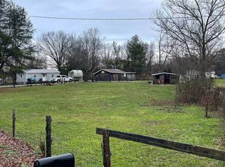 5179 Round Mountain Rd, Jamestown, TN 38556